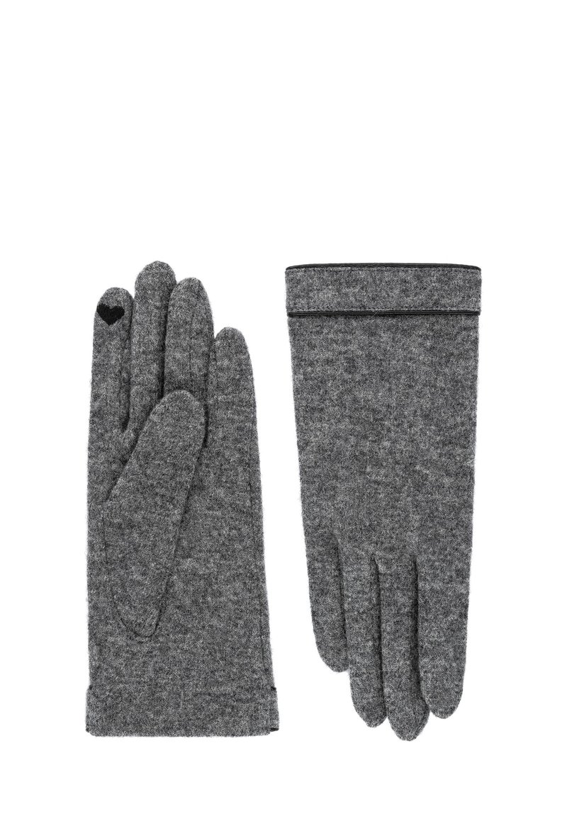Ein Paar graue Wollhandschuhe, wobei einer die Handfläche und der andere die Rückseite mit einem schwarzen Herzen an der Spitze des Zeigefingers zeigt.