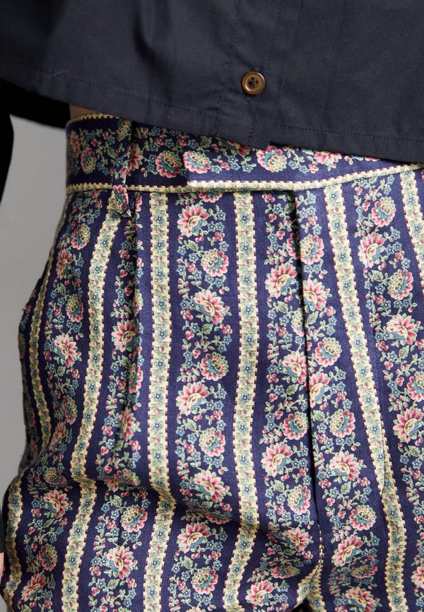 RAY TROUSERS - Trousers2