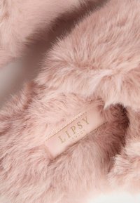 Lipsy CROSS STRAP SLIPPERS - REGULAR FIT - Iešļūcenes - pink