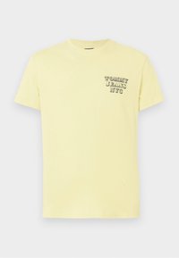 - T-shirt z nadrukiem