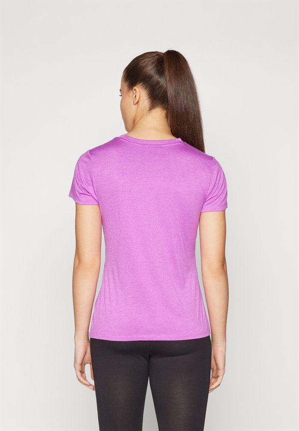 ESSENTIAL LOGO TEE - Sports T-shirt - wild berry heather4