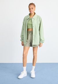 Nike Sportswear Skraistė  - jade horizon/sail