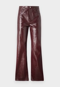 VMTESSA WIDE VINYL - Pantalon classique - winetasting