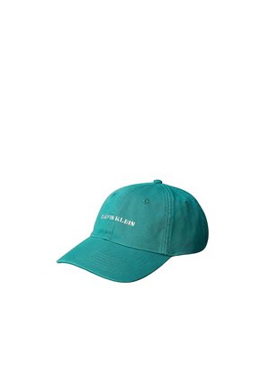 Casquette de baseball turquoise Calvin Klein avec une visière incurvée et un logo blanc brodé à l'avant.