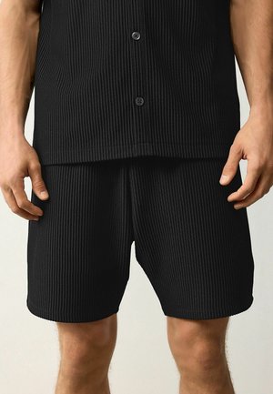 Shorts - black