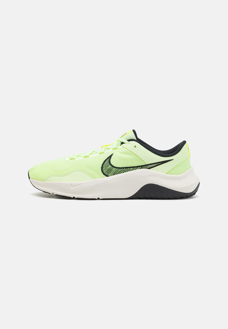nike legend ag pro