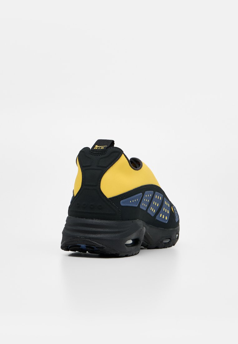 AIR MAX SNDR