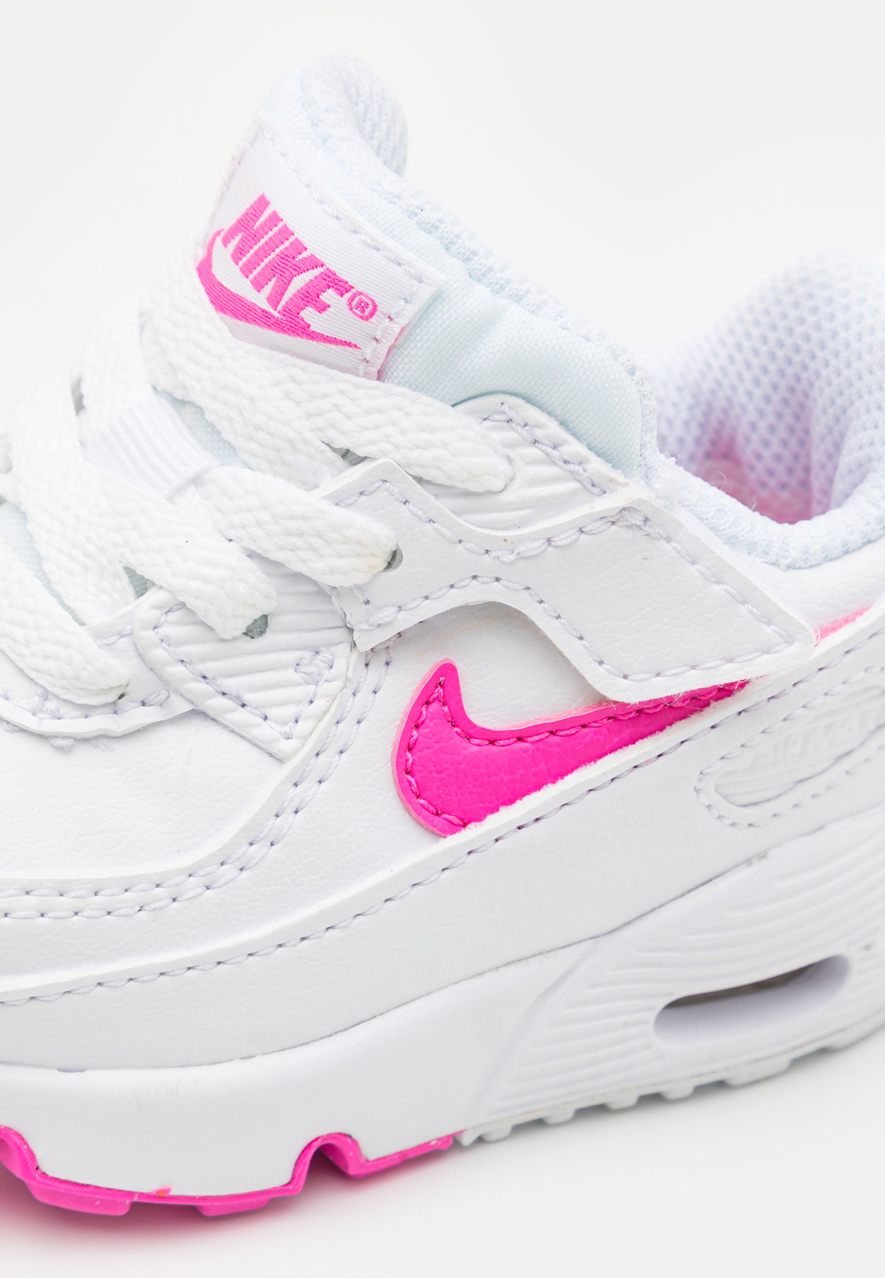 girls nike air max trainers