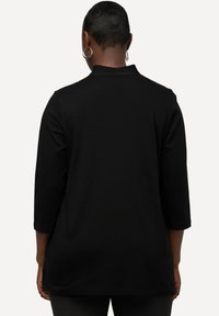 Ulla Popken À MANCHES 3/4 ET COL CALICE EN PIMA - Pitkähihainen paita - black