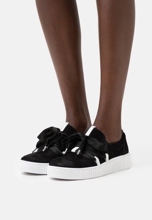 Gabor Sneaker low - schwarz/weiß