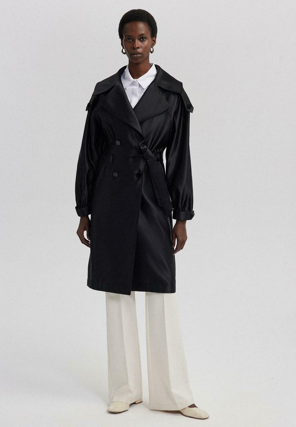 WITH WAIST DETAIL - Trenchcoat