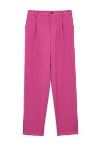 Pantaloni su misura rosa con una texture liscia, caratterizzati da due pince frontali, chiusura con bottone e design a gamba dritta.