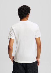 Karl Lagerfeld Jeans SLIM GRAPHIC  - Potiskana majica - white