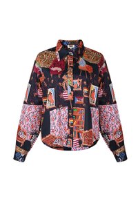 Langs mouwen overhemd met knoopsluiting, voorzien van een kleurrijke artistieke print van meubels, ingelijste schilderijen en bloemmotieven in roze, bruin, marineblauw en oranje.