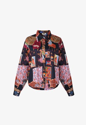Langs mouwen overhemd met knoopsluiting, voorzien van een kleurrijke artistieke print van meubels, ingelijste schilderijen en bloemmotieven in roze, bruin, marineblauw en oranje.