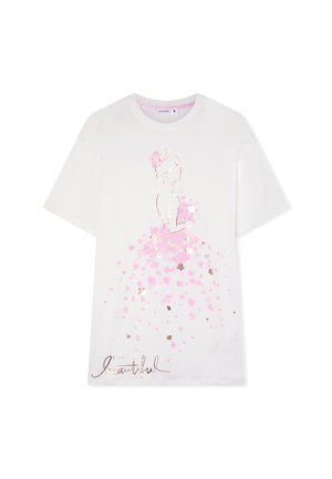 T-shirt bianca in cotone con un design arricchito da paillette rosa e motivi floreali, accentuato da elementi dorati metallici e testo nella parte inferiore.