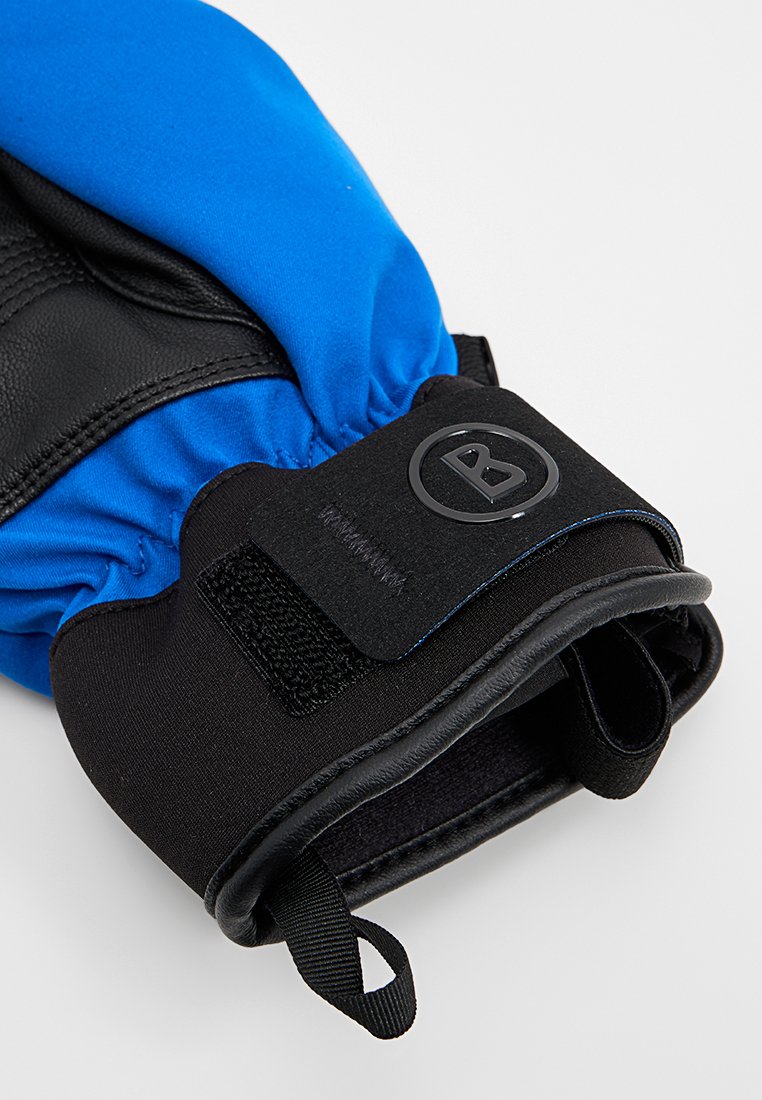 Schwarze Lederhandschuhe mit blauem Nylonbund, ausgestattet mit einem Klettverschluss und einem runden schwarzen Logopunkt. Glatte Textur mit passgenauer Passform.