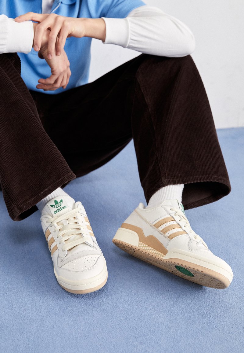 adidas gazelle silver green womens Adidas Men's Forum Low Shoes main image 0