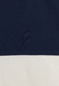 Freddy A MANICHE CORTE CON DESIGN COLOUR BLOCK - Camiseta estampada - panna