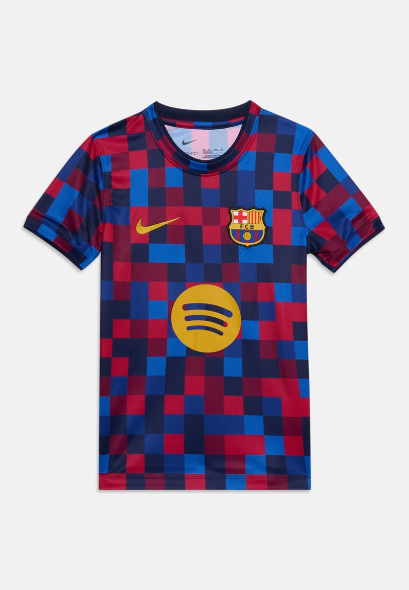 Ποδοσφαιρική φανέλα FC Barcelona με κοντά μανίκια σε κόκκινο και μπλε καρό σχέδιο, κίτρινο λογότυπο Nike, έμβλημα συλλόγου και σήμα χορηγού Spotify.