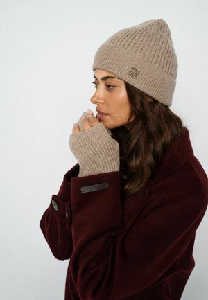 Mos Mosh, Beanie - doeskin