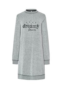 Vestido gris de manga larga con escote redondo y tejido texturizado. En la parte frontal incluye el texto impreso "soñador para siempre" en negro.
