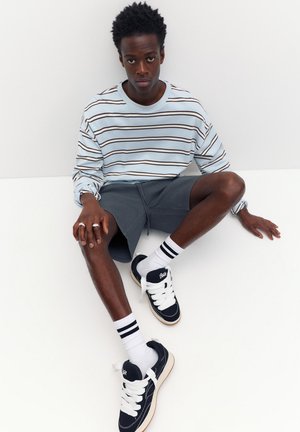 PULL&BEAR, - Obuwie deskorolkowe