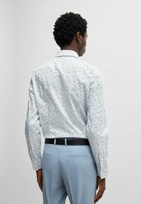 HUGO Camicia - light blue nine
