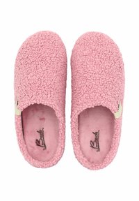 Roze fuzzy pantoffels met een zachte, gestructureerde buitenkant en een gladde binnenvoering. Heeft een open achterkant en een subtiele merklogo aan de zijkant.