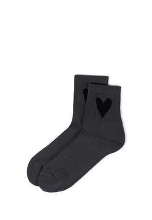 Paar dunkelgraue Knöchelsocken mit schwarzen Herzmotiven an den Seiten, gerippte Textur und verstärkte Zehen- und Fersenbereiche.