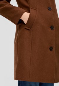 s.Oliver MANTEL MIT TWILL STRUKTUR - Mantel - zimt