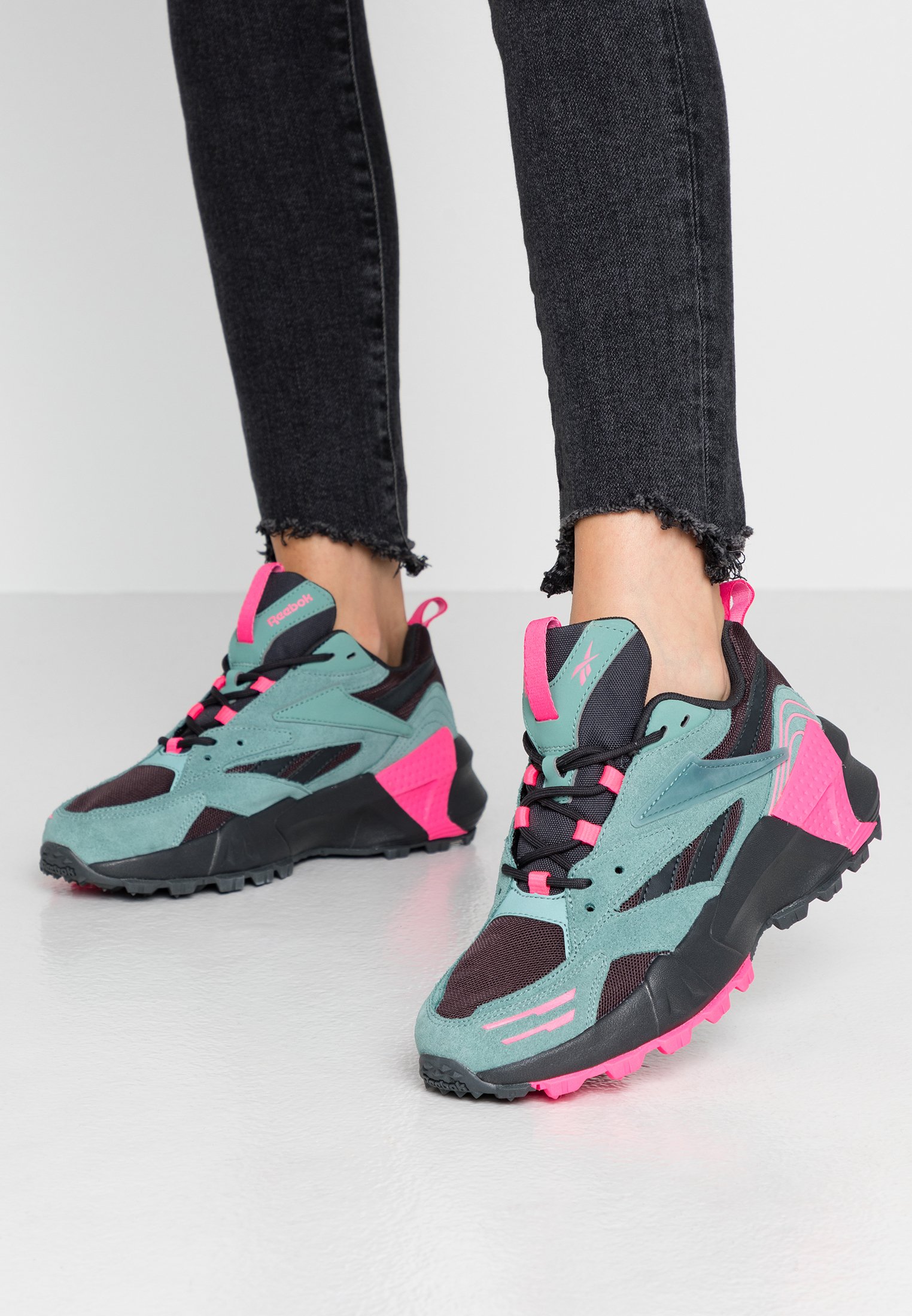 Reebok Classic AZTREK DOUBLE MIX TRAIL Joggesko green Reebok Classic RIPPLE TRAIL Joggesko green slashtriple