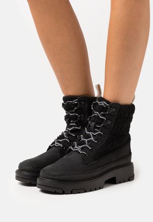 Levi's® SOLVI QUILTED - Veterboots - full black