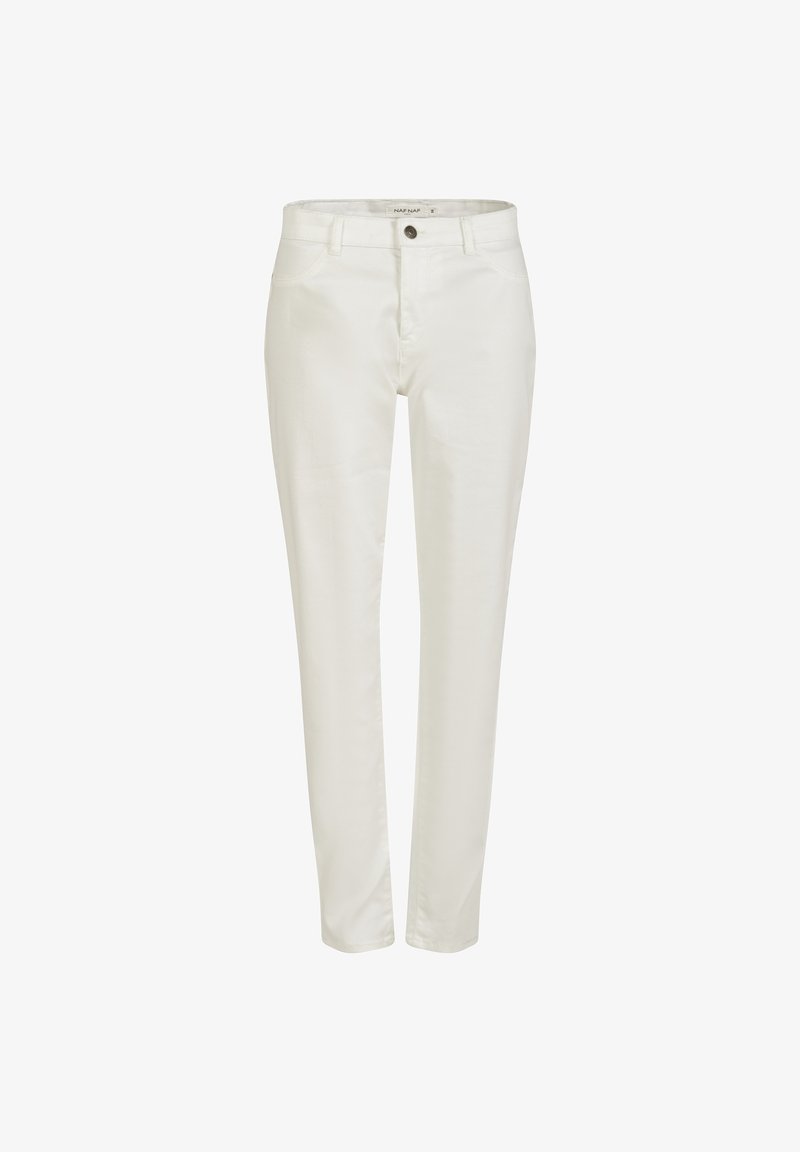 Pantalon blanc ajusté avec passants pour ceinture, fermeture avant par bouton et zip, présenté sur un fond blanc uni.