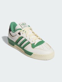 adidas Originals RIVALRY 86 LOW - Baskets basses - cloud white/preloved green/easy yellow