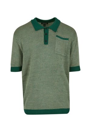 Polo majica s kratkimi rokavi v zeleni barvi z ribjo kostjo, enobarven zeleni ovratnik in manšete, tlak za tri gumbe in žep na prsih.