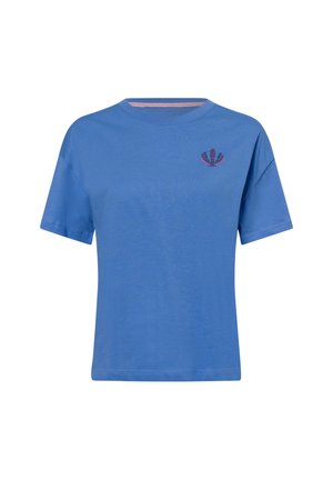 Blaues Baumwoll-T-Shirt mit kurzen Ärmeln und runder Halslinie, mit einem kleinen, mehrfarbigen gestickten Design auf der linken Brust.