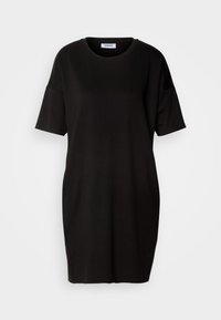 Robe décontractée noire à manches courtes, col rond et coupe ample, présentée sur fond blanc uni.