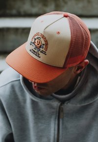 Blackskies 10TH ANNIVERSARY SNAPBACK - Pet - orange