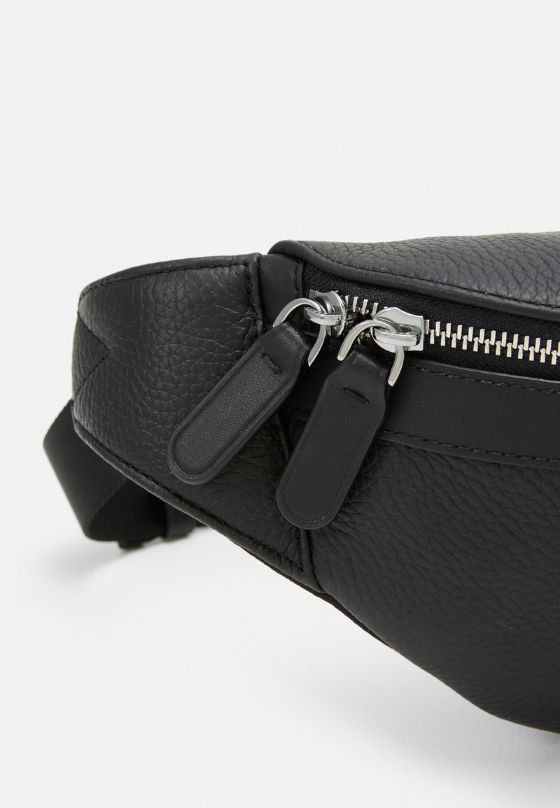 Michael Kors HIP BAG UNISEX - Heuptas - black/zwart
