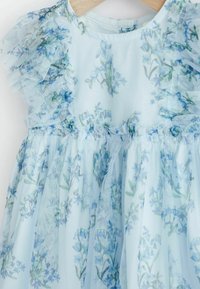 Next OCCASION - REGULAR FIT - Cocktailklänning - blue floral