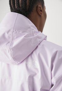 The North Face CROPPED QUEST JACKET - Hardshell bunda - icy lilac