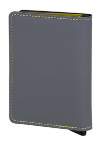 Cartera gris hecha de cuero liso con costuras amarillas. Presenta una forma rectangular sencilla y un mecanismo de cierre seguro.
