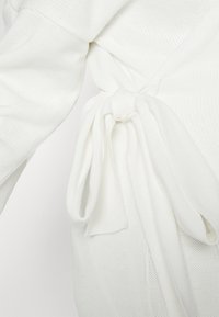 Glamorous Curve WRAP TIE WAIST DETAIL - Casaco de malha - off white