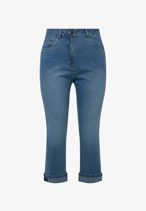 Vaqueros recortados de mezclilla azul con cintura alta, bolsillos traseros y dobladillos enrollados. Textura suave con un diseño clásico de cinco bolsillos.