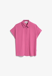 Unselected, crushed berry