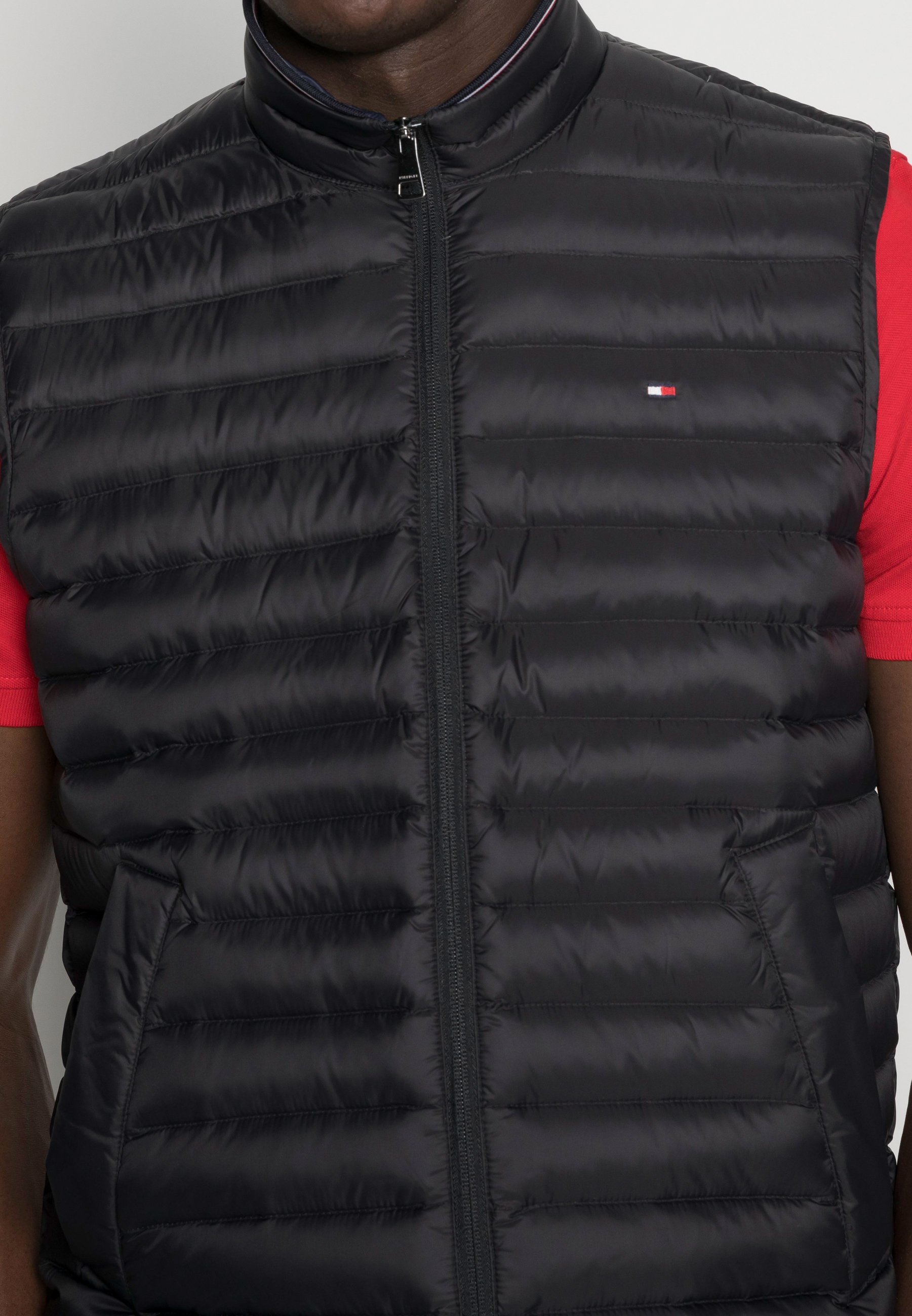 black tommy hilfiger body warmer