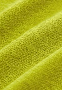 Next CREW NECK SHORT SLEEVE PETITE - Jednoduché tričko - lime green
