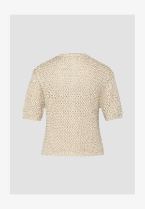 Beżowy krótki sweter na rękawach z dzianiny z teksturowanym wzorem, pokazany od tyłu na jednolitym jasnoszarym tle.