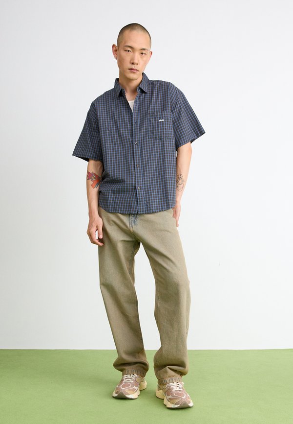 U9060 UNISEX - Trainers - landslide2